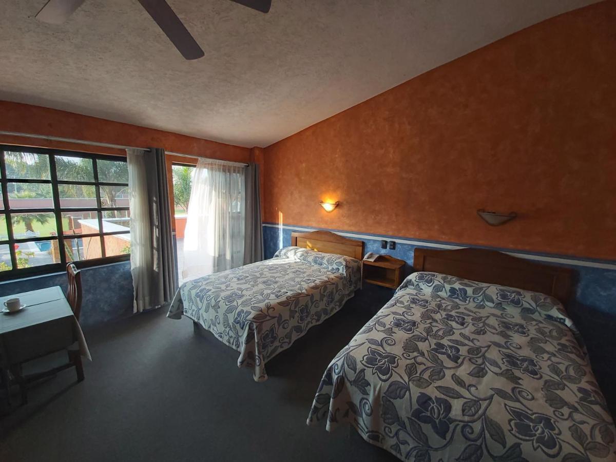 Acámbaro Hotel Meson Del Puente מראה חיצוני תמונה