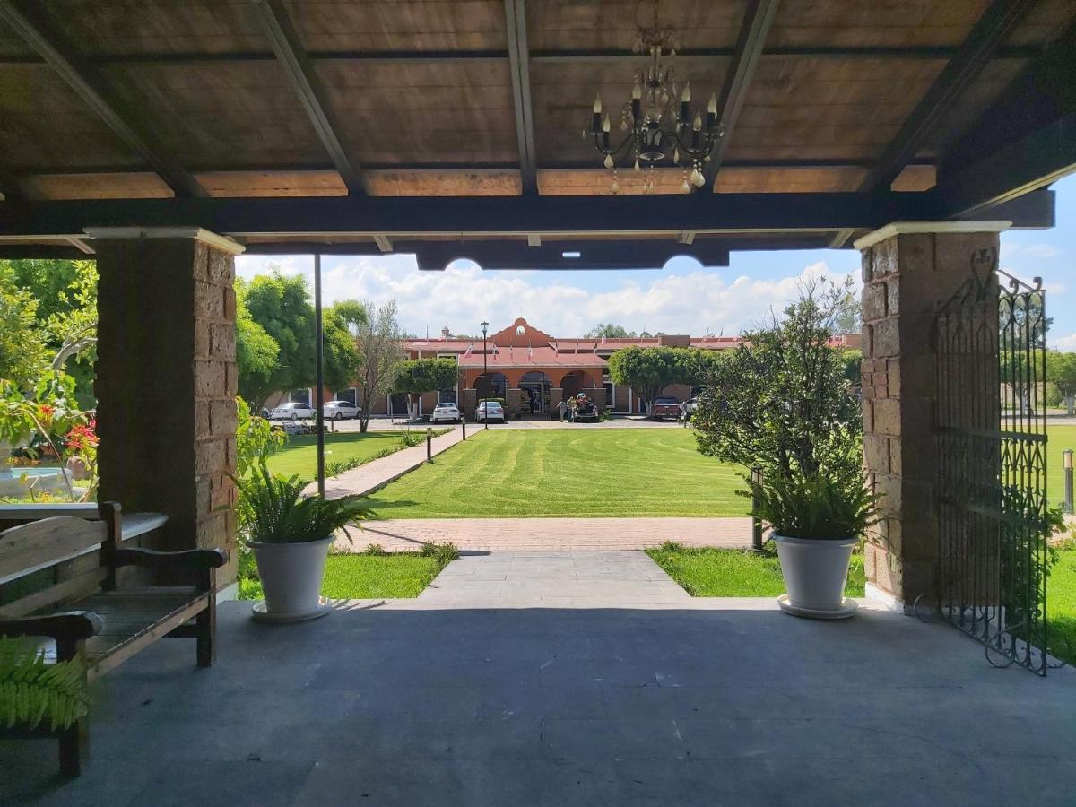 Acámbaro Hotel Meson Del Puente מראה חיצוני תמונה