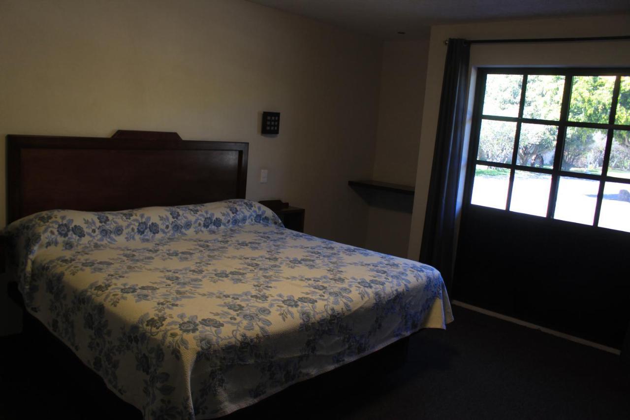 Acámbaro Hotel Meson Del Puente מראה חיצוני תמונה