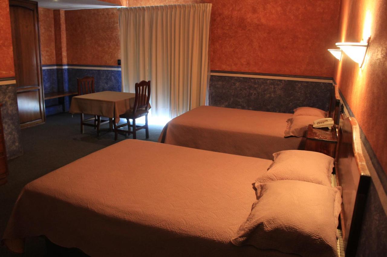 Acámbaro Hotel Meson Del Puente מראה חיצוני תמונה